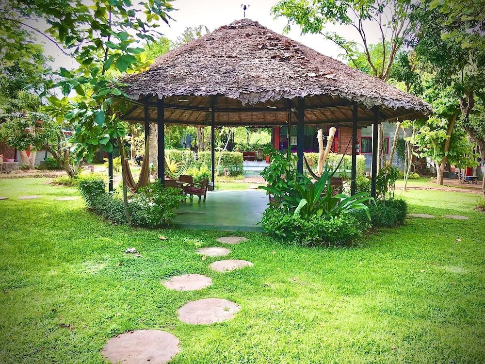Sirita Hotel Pai Buitenkant foto