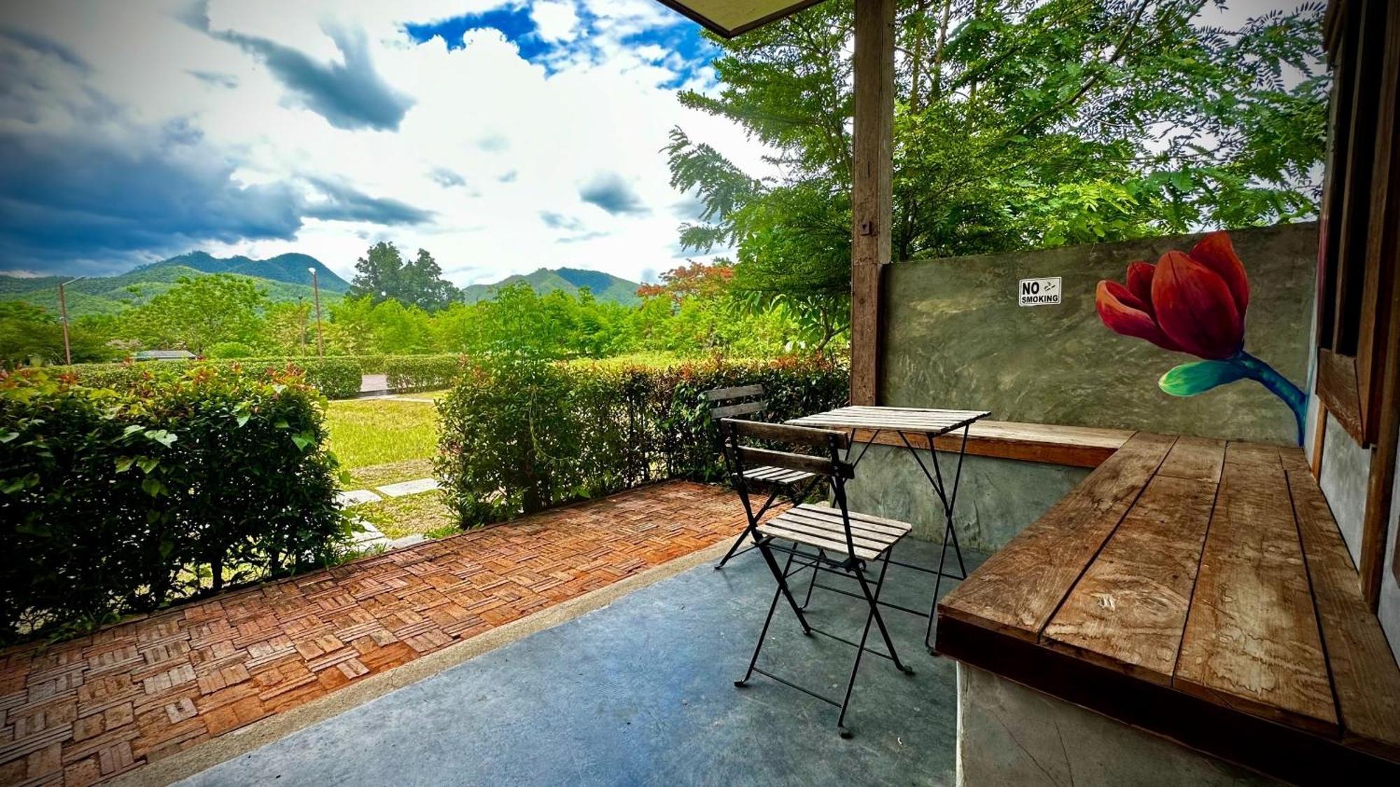 Sirita Hotel Pai Buitenkant foto